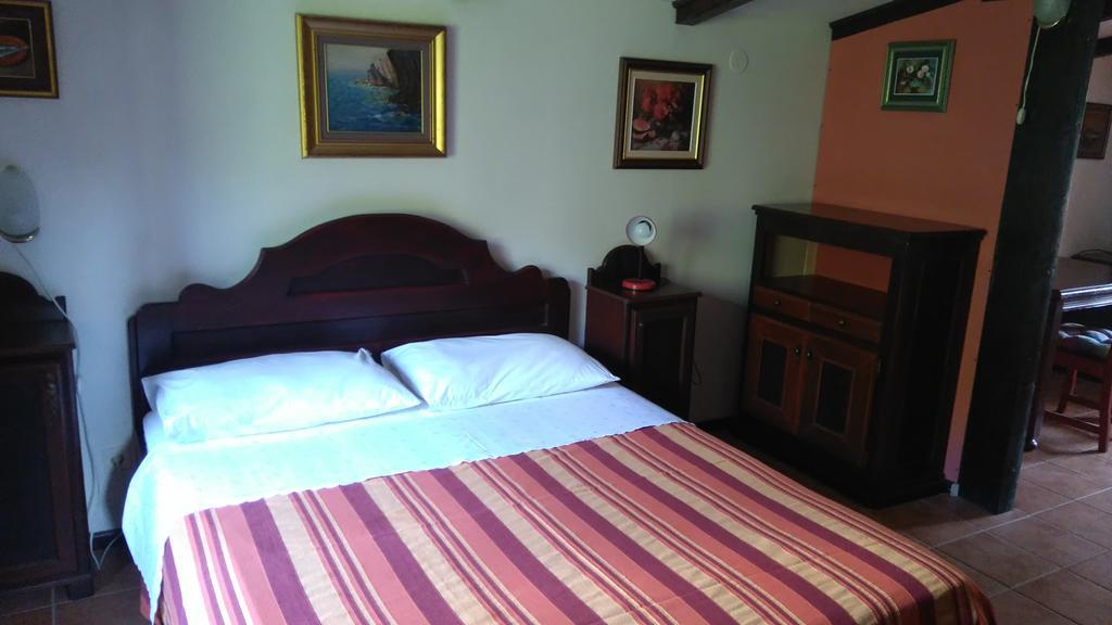 Apartments Picasso Komiza Phòng bức ảnh